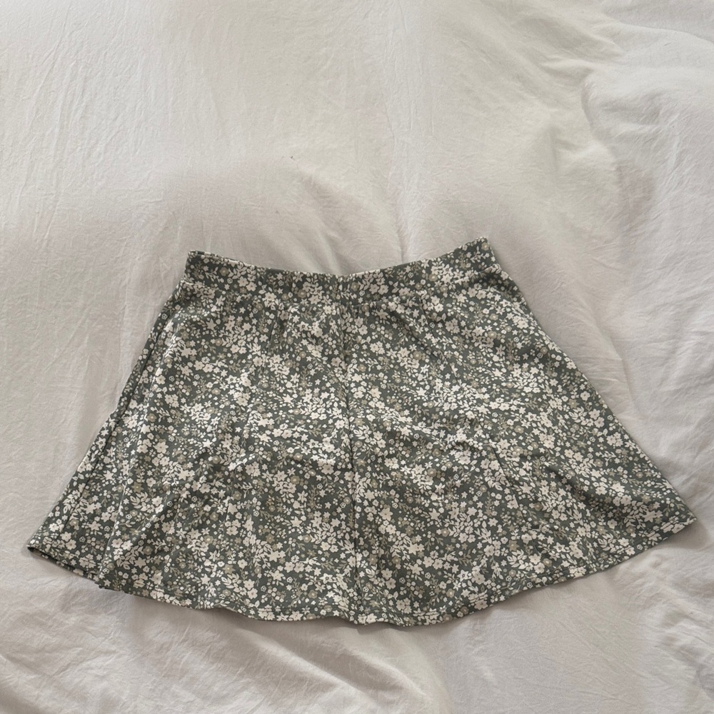 Forever 21 Floral Skater Skirt in Green and White